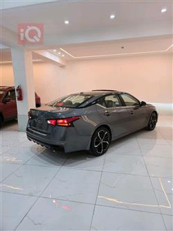 نیسان ئەلتیما